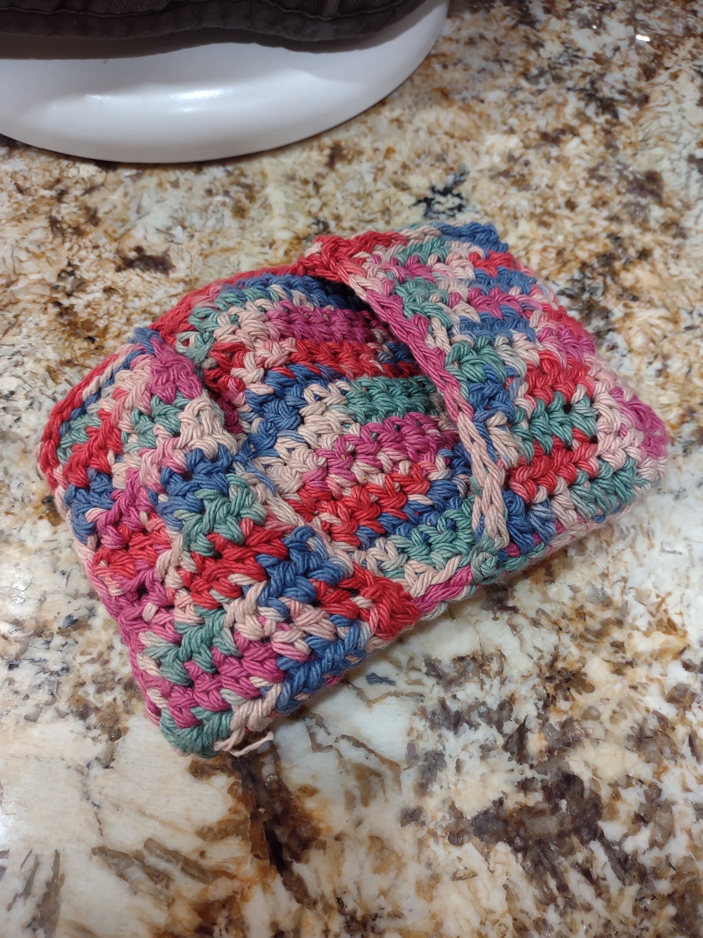 Handmade Fingertip Pot Holder